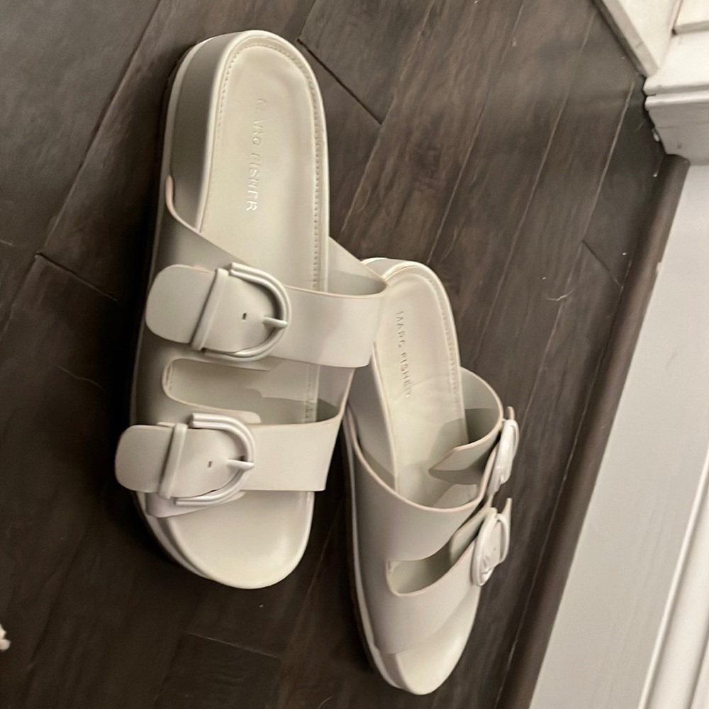 Marc Fisher  sandals size 8.5